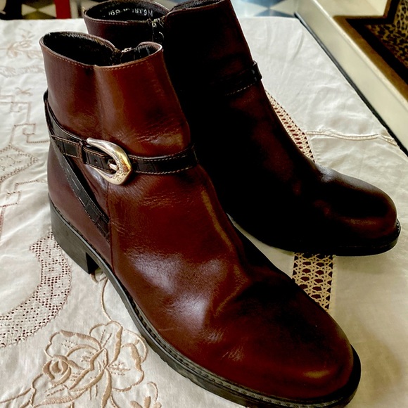 Brighton Booties/Ankle Boots”Kathy” size 9m - Picture 1 of 7